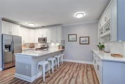 Picture of 2755 Via Capri Unit 1223, Clearwater, FL 33764