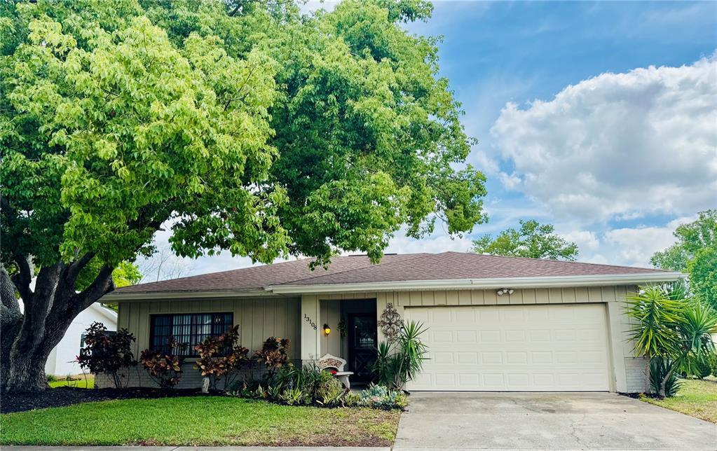 Picture of 13108 Sheridan Drive, Hudson, FL 34667