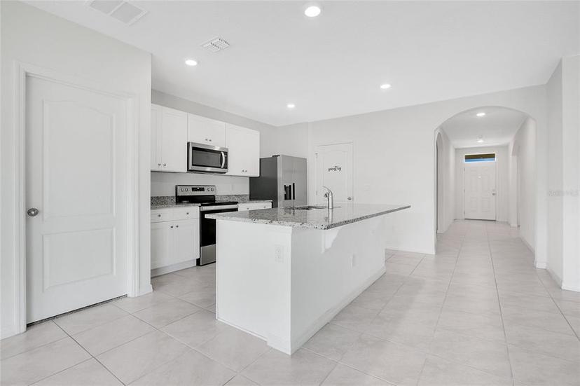 Picture of 1312 Sugarwood Street, Davenport FL 33837