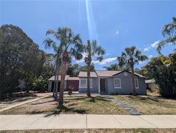 Picture of 627 Riverside Drive, Tarpon Springs, FL 34689