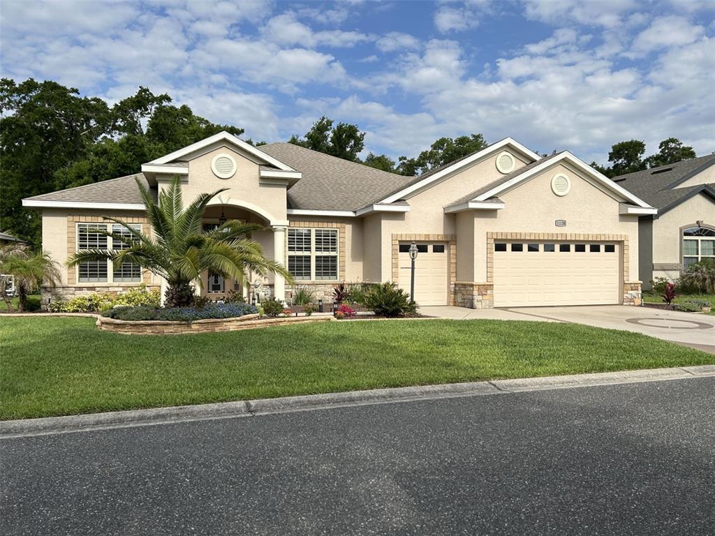 Picture of 11120 SE 168Th Loop, Summerfield, FL 34491