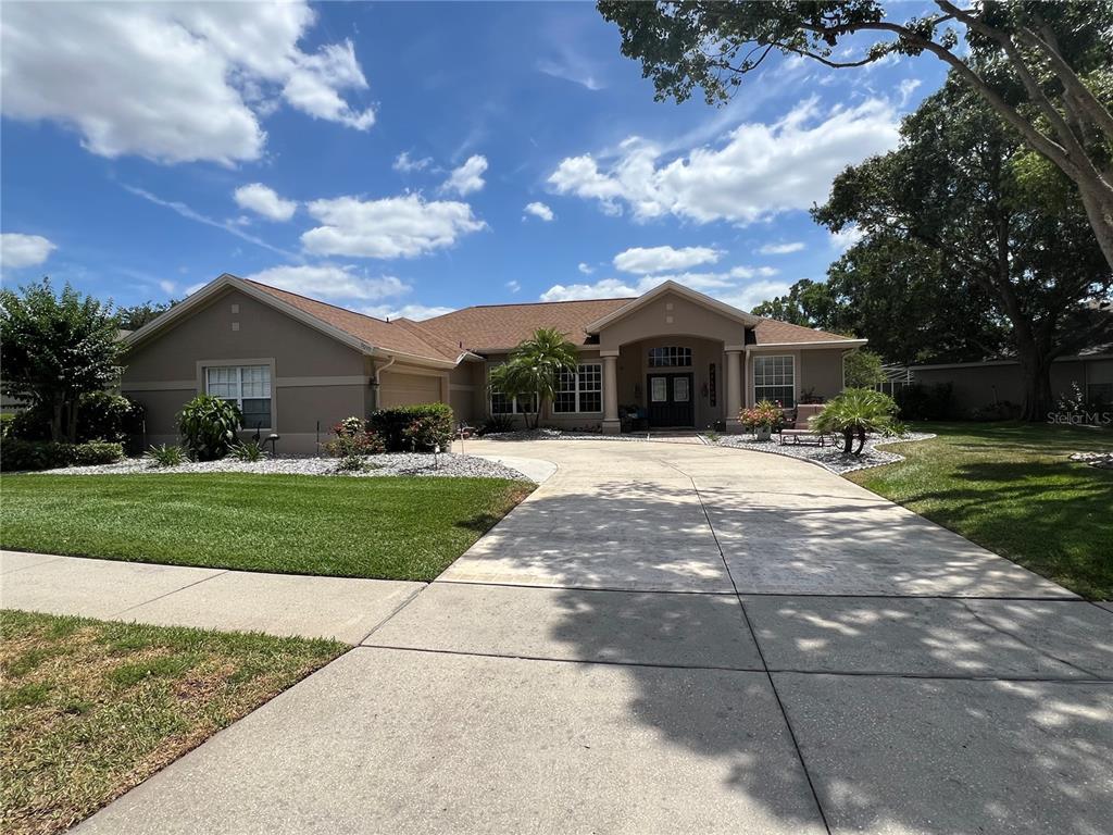 Picture of 9010 Laurel Ridge Drive, Mount Dora, FL 32757