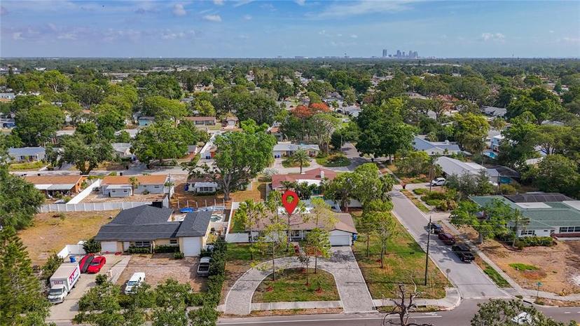 Picture of 2001 Pinellas Point Drive S, St Petersburg FL 33712