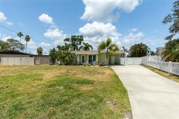 Picture of 4681 Carson Street Ne, St Petersburg, FL 33703