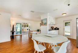 Picture of 4681 Carson Street Ne, St Petersburg, FL 33703