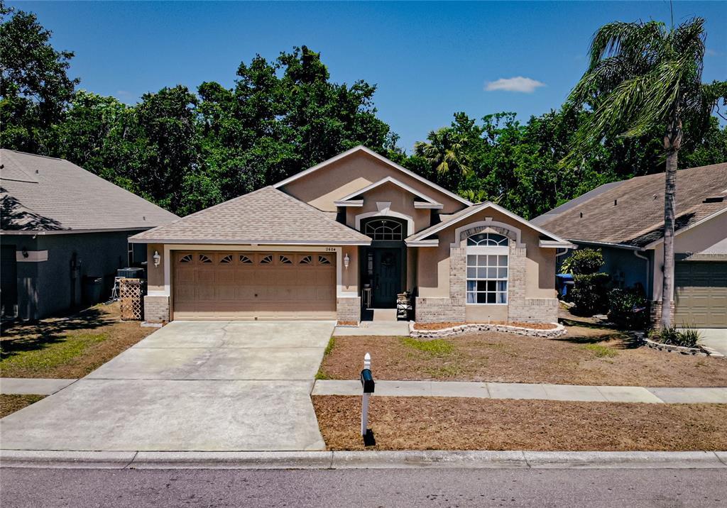 Picture of 2604 Clareside Drive, Valrico, FL 33596