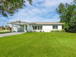 Picture of 6116 Rodgers Avenue, Sarasota, FL 34231