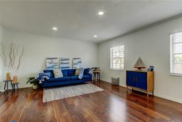 Picture of 1115 Rue Des Chateaux Unit 2B, South Pasadena, FL 33707