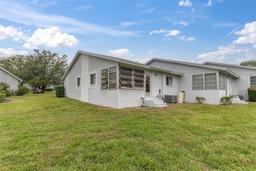 Picture of 12400 Dearborn Drive Unit F, Hudson, FL 34667