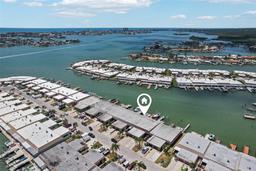 Picture of 467 Boca Ciega Point Boulevard S, St Petersburg, FL 33708