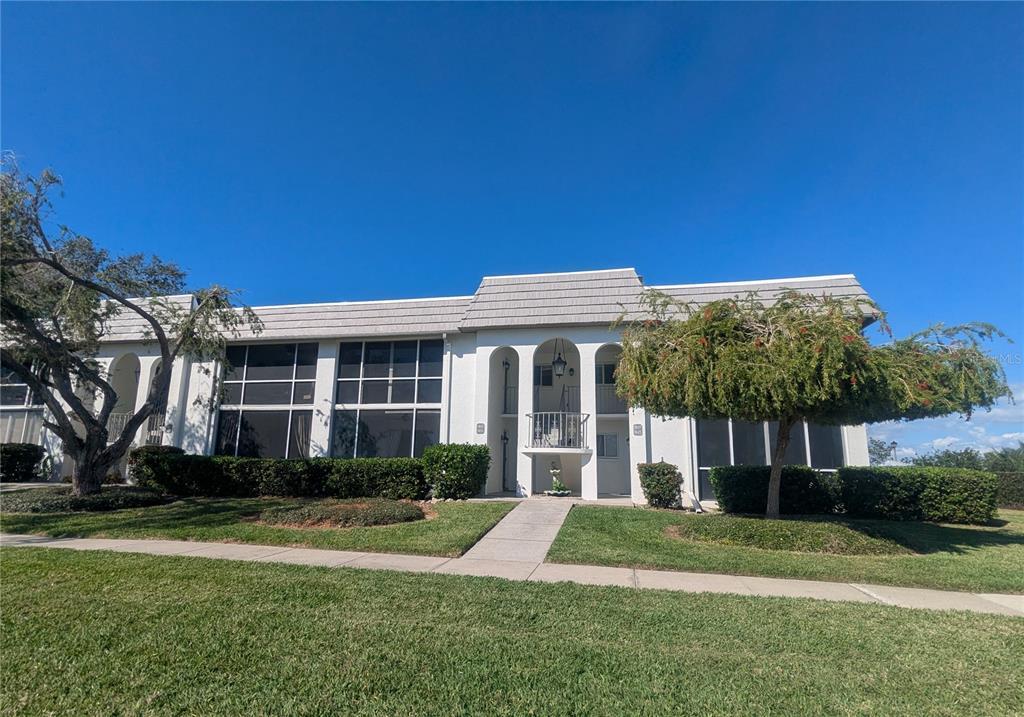Picture of 1613 Southwood Street Unit 1613, Sarasota, FL 34231