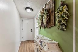 Picture of 4015 Lake Bayshore Drive Unit 108, Bradenton, FL 34205