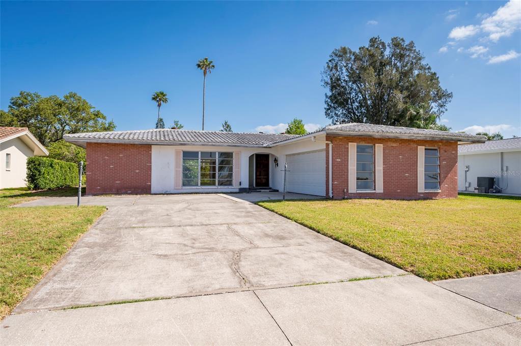 Picture of 14921 Crown Drive, Largo, FL 33774