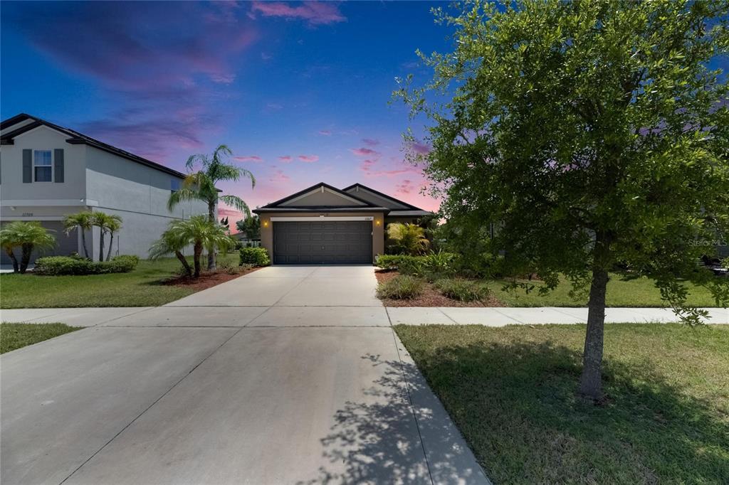Picture of 11707 Sunburst Marble Road, Riverview, FL 33579