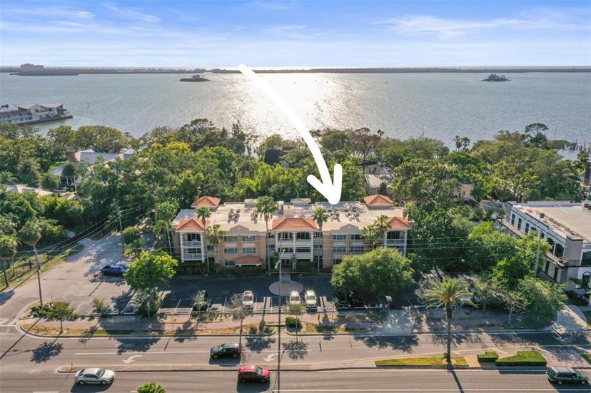Picture of 950 Broadway Unit 103, Dunedin FL 34698