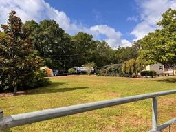 Picture of 13700 Woodland Drive, Astatula, FL 34705
