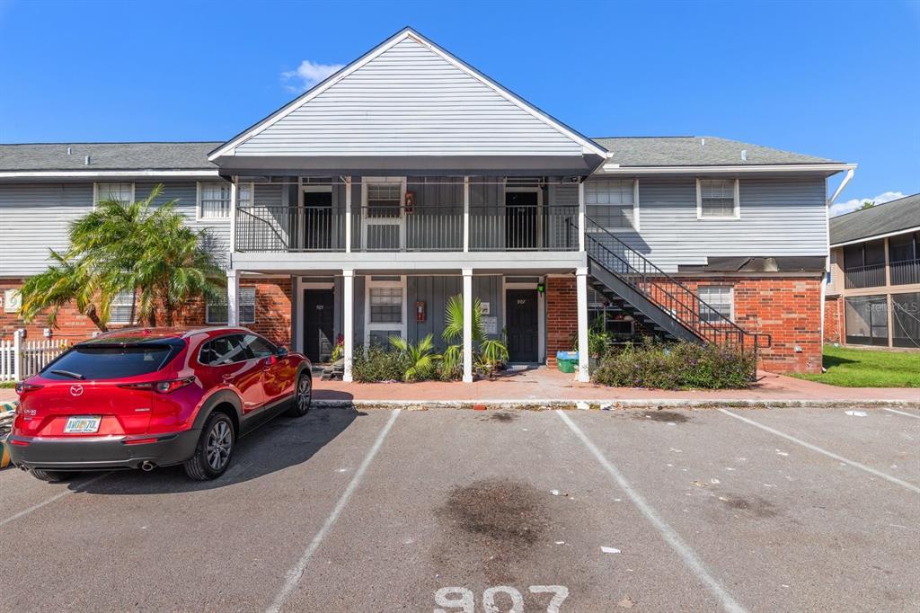 Picture of 200 Country Club Drive Unit 906, Largo, FL 33771