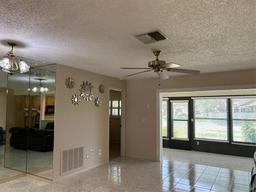 Picture of 2567 Oakleaf Lane Unit 41B, Clearwater, FL 33763