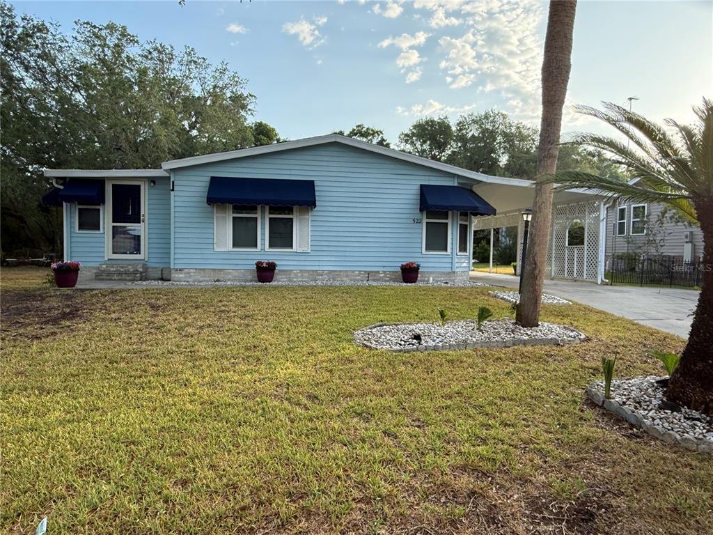 Picture of 522 Saint Andrews Boulevard, Lady Lake, FL 32159