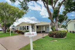 Picture of 82 Spoonbill Ln, Ellenton, FL 34222