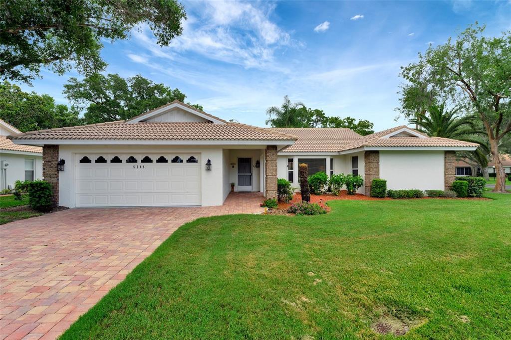 Picture of 5705 Garden Lakes Majestic, Bradenton, FL 34203