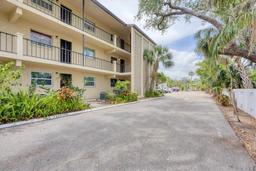 Picture of 2280 Stickney Point Road Unit 420, Sarasota, FL 34231