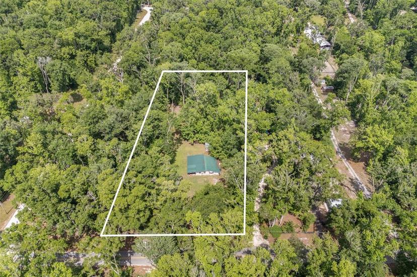 Picture of 884 SW Washington Avenue, Fort White FL 32038