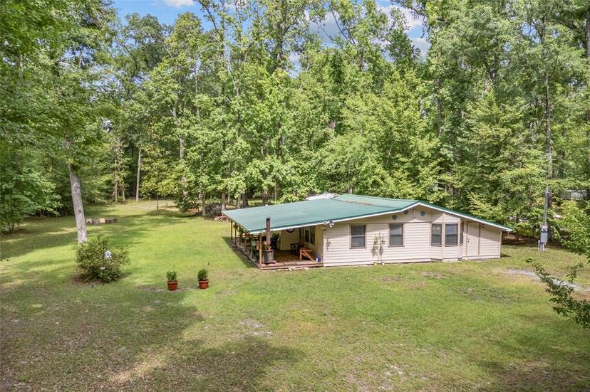 Picture of 884 SW Washington Avenue, Fort White FL 32038