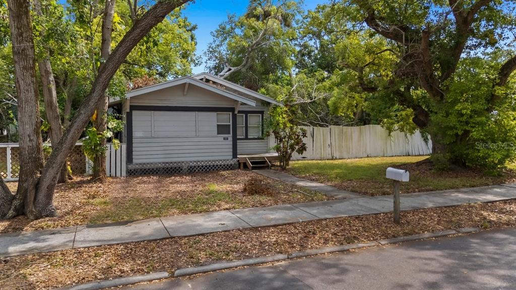 Picture of 1007 Jones Street, Clearwater, FL 33755