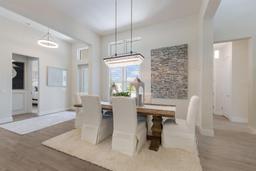 Picture of 8133 Grande Shores Drive, Sarasota, FL 34240