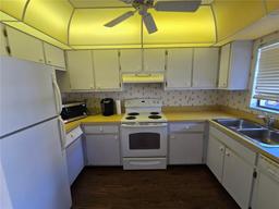 Picture of 1624 Stickney Point Road Unit 24-101, Sarasota, FL 34231