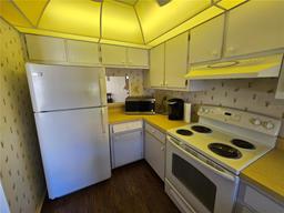 Picture of 1624 Stickney Point Road Unit 24-101, Sarasota, FL 34231