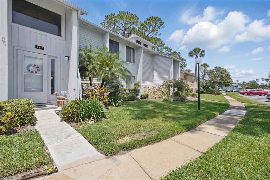 Picture of 129 Golden Eye Drive Unit C, Daytona Beach, FL 32119