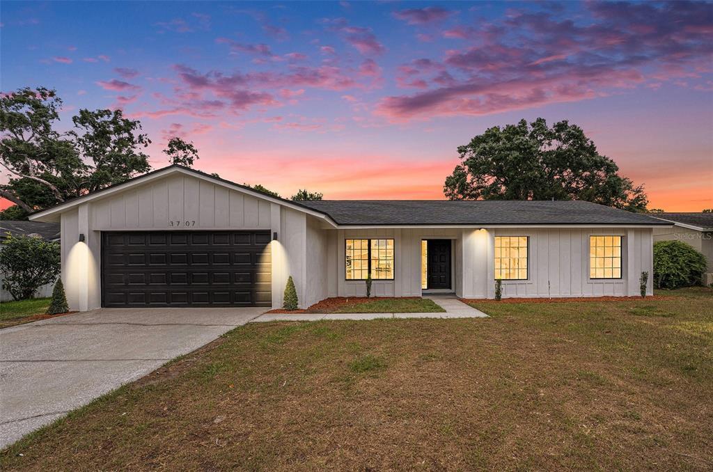 Picture of 3707 Orangepointe Road, Valrico, FL 33596