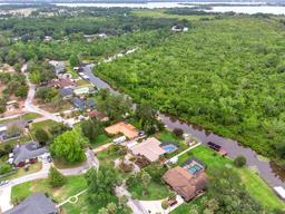Picture of 28136 Tammi Drive, Tavares, FL 32778