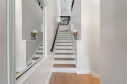 Picture of 736 Coral Reef Drive, Tampa, FL 33602