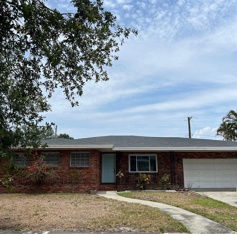 Picture of 627 E Davis Boulevard, Tampa, FL 33606
