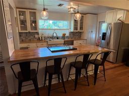 Picture of 611 Bannockburn Avenue, Temple Terrace, FL 33617