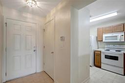 Picture of 6842 Dartmouth Hill Street, Riverview, FL 33578