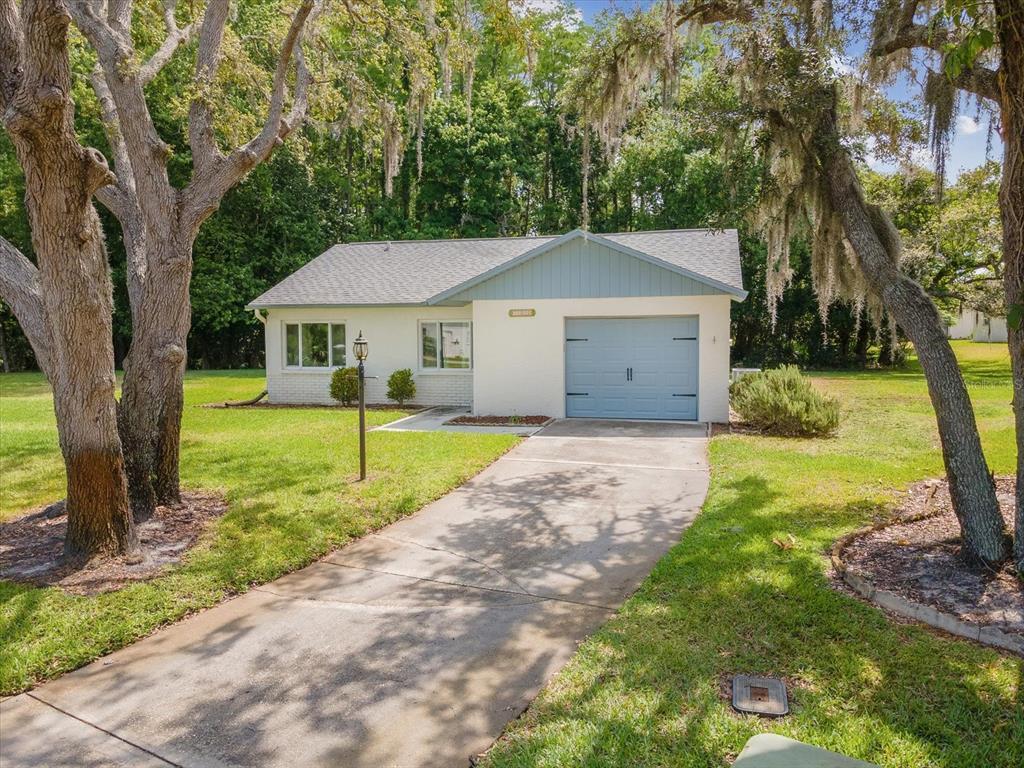 Picture of 11512 Yellow Birch Court, New Port Richey, FL 34654