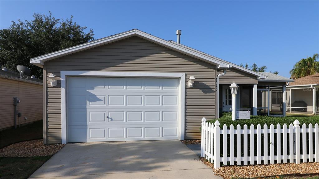 Picture of 1070 Pinewood Place, The Villages, FL 32162