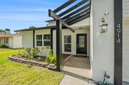 Picture of 4914 Country Hills Drive, Tampa, FL 33624