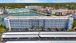 Picture of 5925 Shore Boulevard S Unit 602, Gulfport, FL 33707