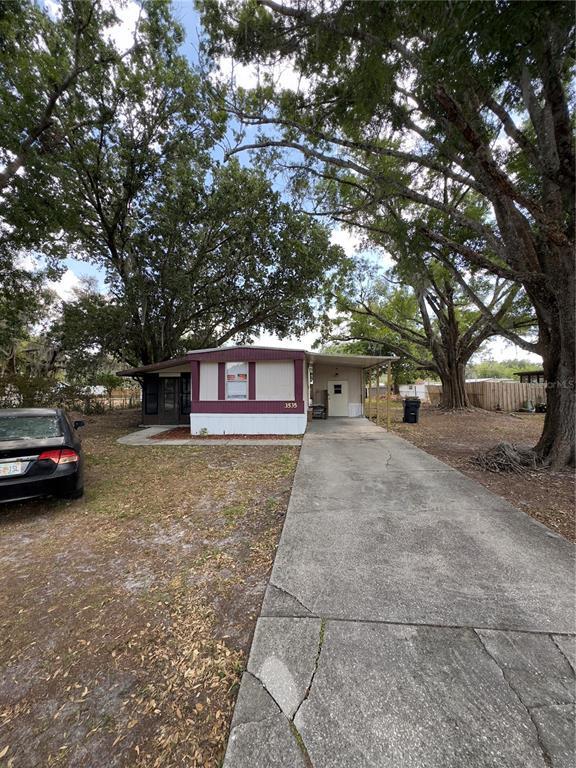 Picture of 3535 Island Oaks N, Lakeland, FL 33805