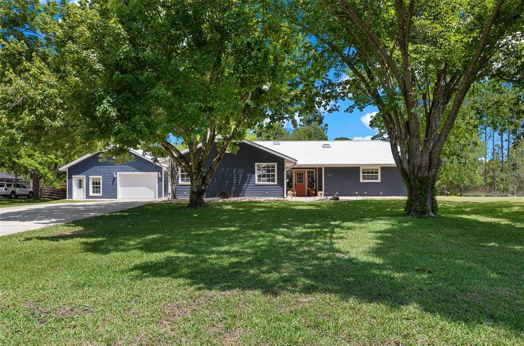 Picture of 260 Country Circle Drive W, Port Orange, FL 32128