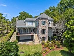 Picture of 996 Fairview Avenue, Mount Dora, FL 32757