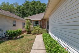 Picture of 7976 NW 48Th Way, Gainesville, FL 32653