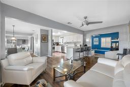 Picture of 8444 8Th Way N, St Petersburg, FL 33702