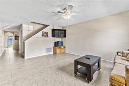 Picture of 732 Kensington Lake Circle, Brandon, FL 33511