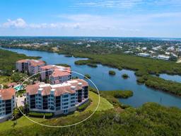 Picture of 5430 Eagles Point Circle Unit 101, Sarasota, FL 34231